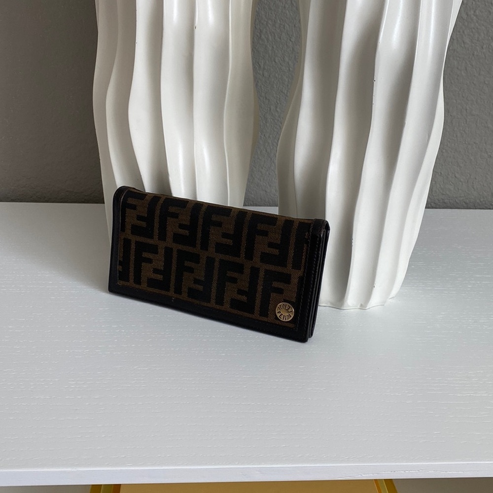 #024 FENDI ZUCCA Long Wallet